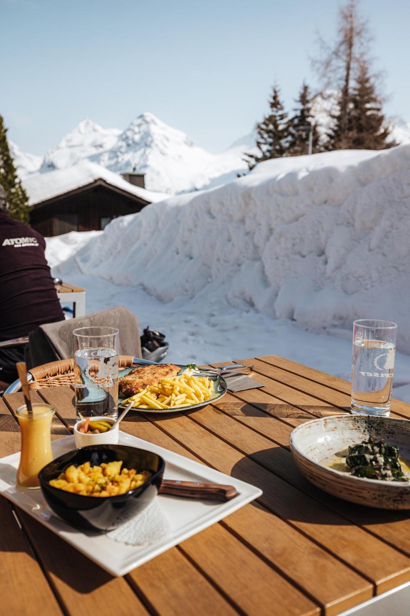Erzhorn Hotel Arosa Bagian luar foto