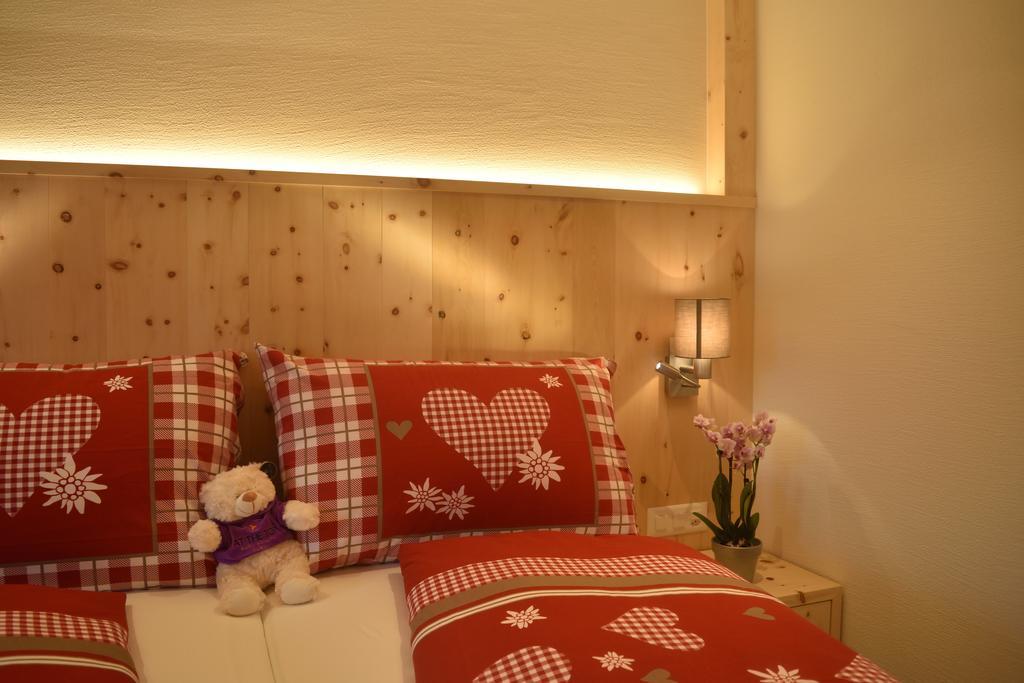 Erzhorn Hotel Arosa Bagian luar foto